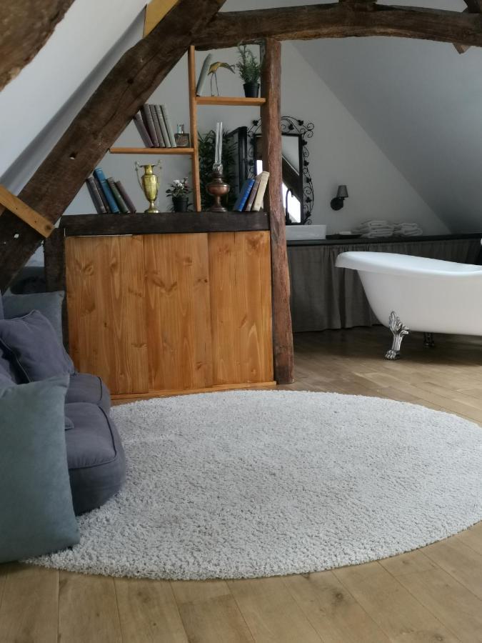 Domaine Lvd Avec Spa, Bois Et Riviere Privee La Bloutiere Eksteriør billede